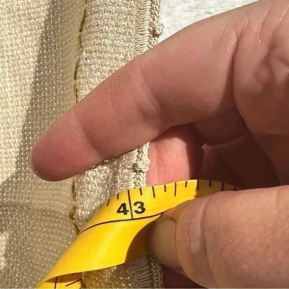 Vintage embroidered tablecloth baskets on each corner measurements are 40”43” - Picture 6 of 7